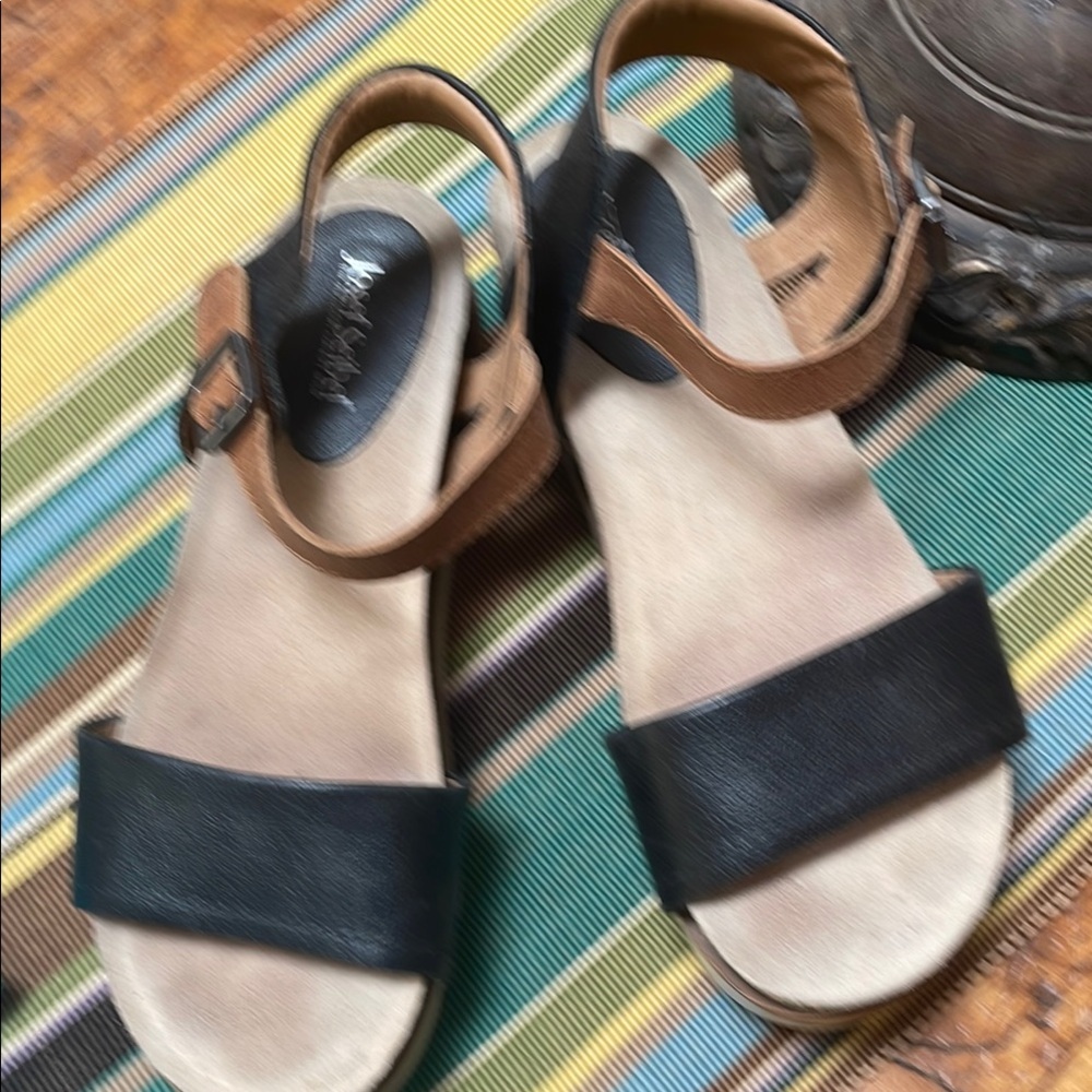Josef SEIBEL Clea black and brown leather wedge with cork platform.